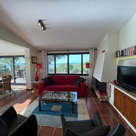Torre Vella 66 Tatil Evi