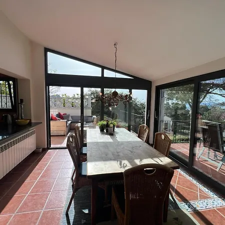 Torre Vella 66 Tatil Evi *