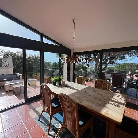 Torre Vella 66 Tatil Evi